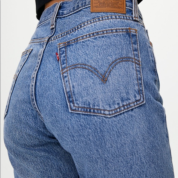 Levi’s wedgie fit mom jean - Picture 7 of 9